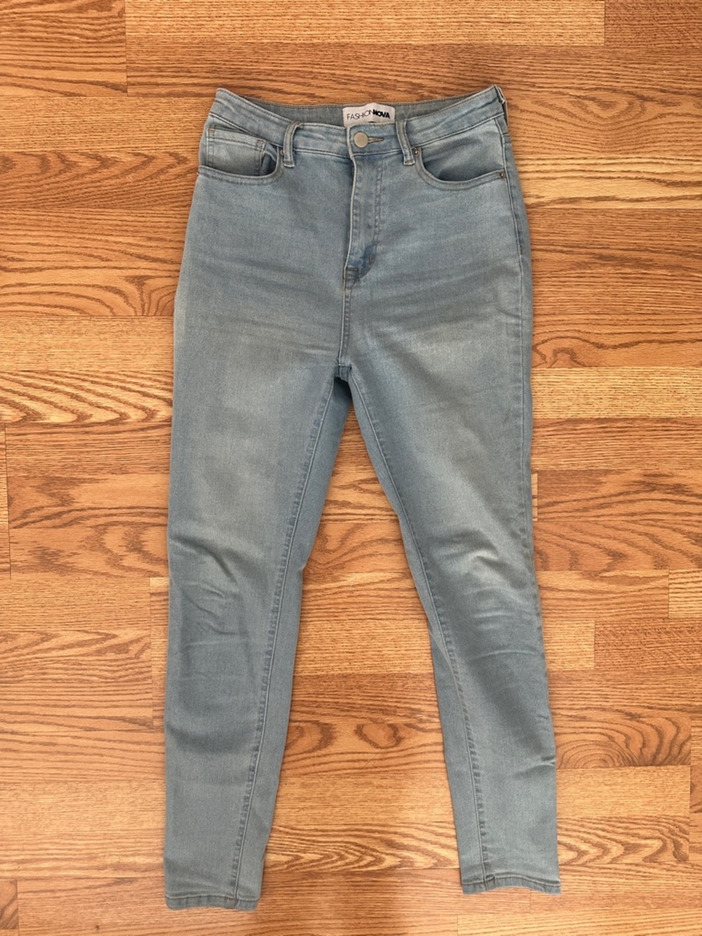 Fashion Nova Women's Light Blue Skinny Jeans
